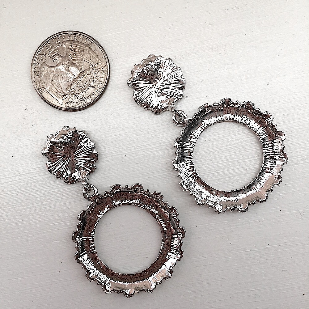 🆑10/$25🆑𝗖𝗟𝗘𝗔𝗥𝗔𝗡𝗖𝗘 Big Round Silver Dangle Earrings NEW - Picture 6 of 9